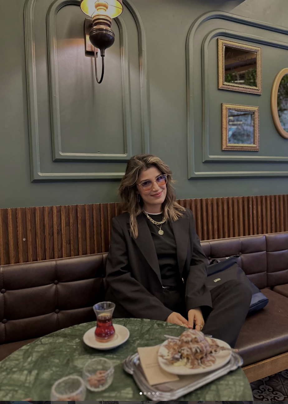 ZEYNEP ÖZŞAHİN